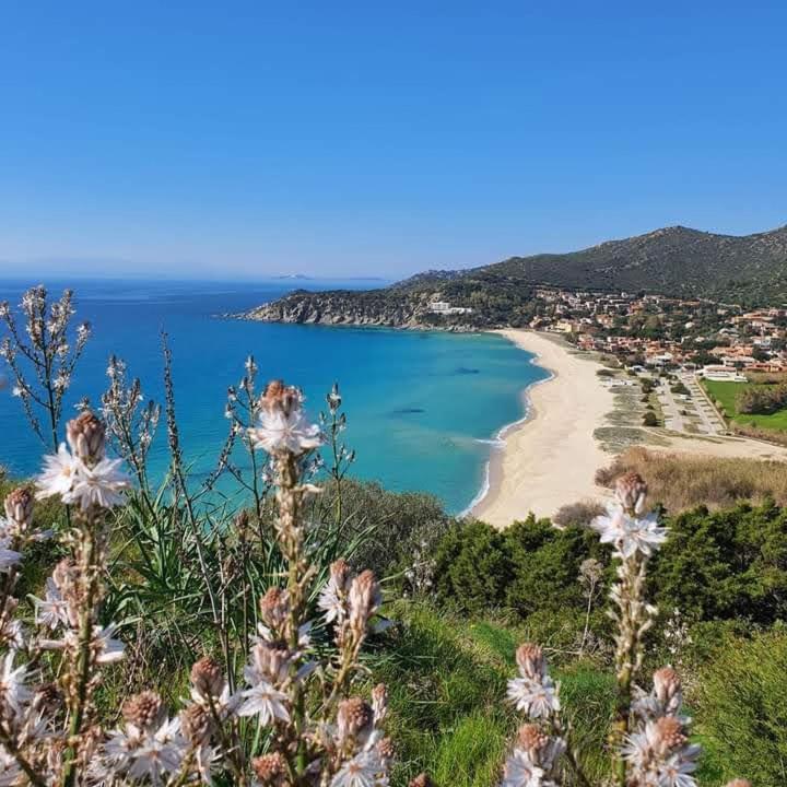 B&B Is Pranus A Mari Casa Privata Solanas  Exteriör bild