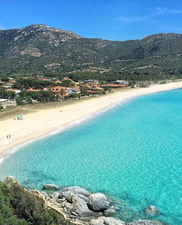B&B Is Pranus A Mari Casa Privata Solanas  Exteriör bild
